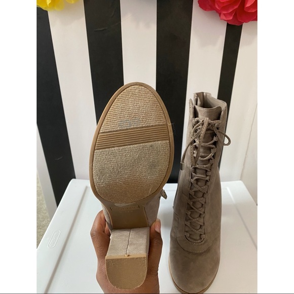 Almost New tan ankle booties w/ zipper - Picture 2 of 6